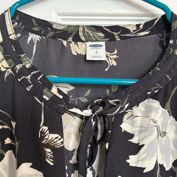 Old Navy Jumpsuit - Picture 3 of 3